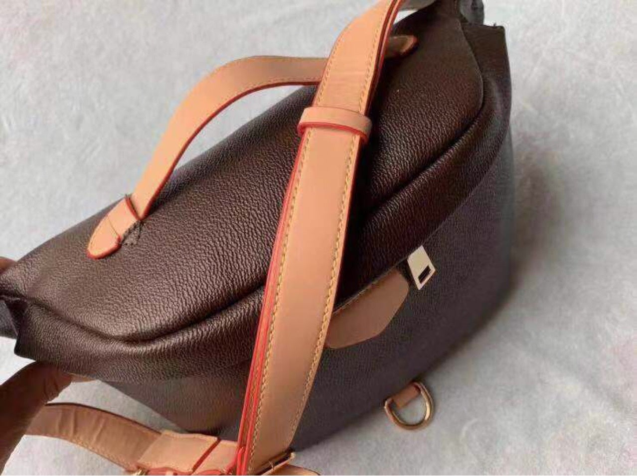 Newest Stlye Famous Bumbag Cross Body fashion Shoulder Bag brown Waist Bags Bum Unisex Waist Bags