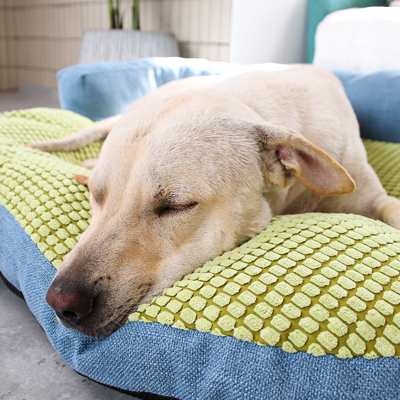 Pet Sleeping Pad To Keep Dogs Warm In Winter